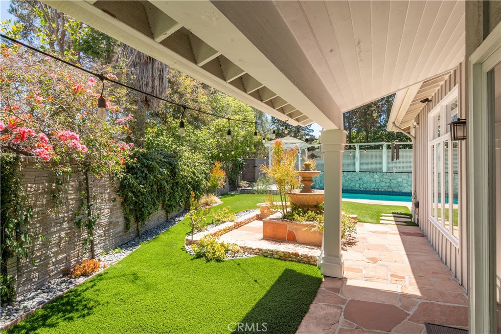 1 Colina Lane Property Photo 12