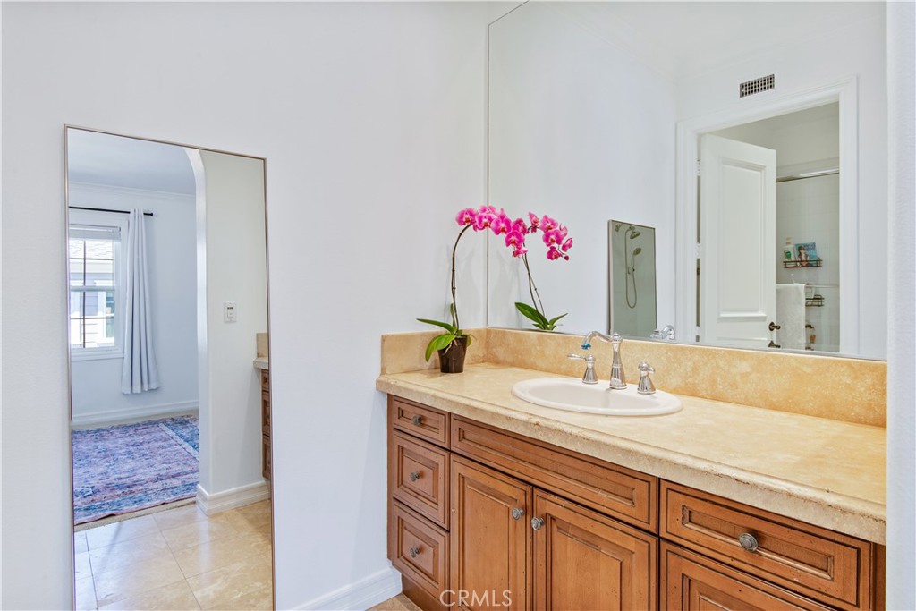 8005 Bell Crest Drive Property Photo 34