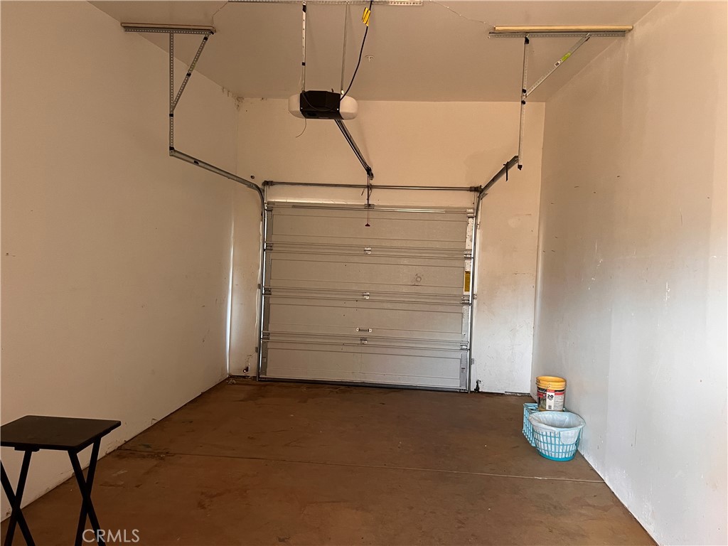 1563 Sawpeck Way Property Photo 4
