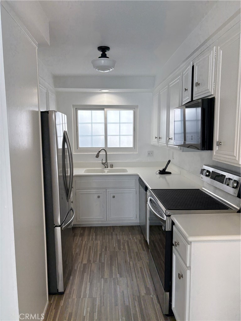 8130 Redlands 10 Property Photo 3