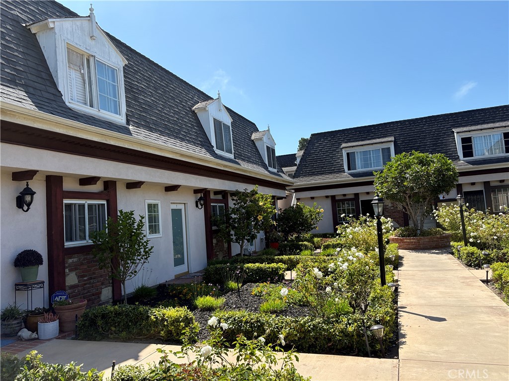 8130 Redlands 10 Property Photo 12