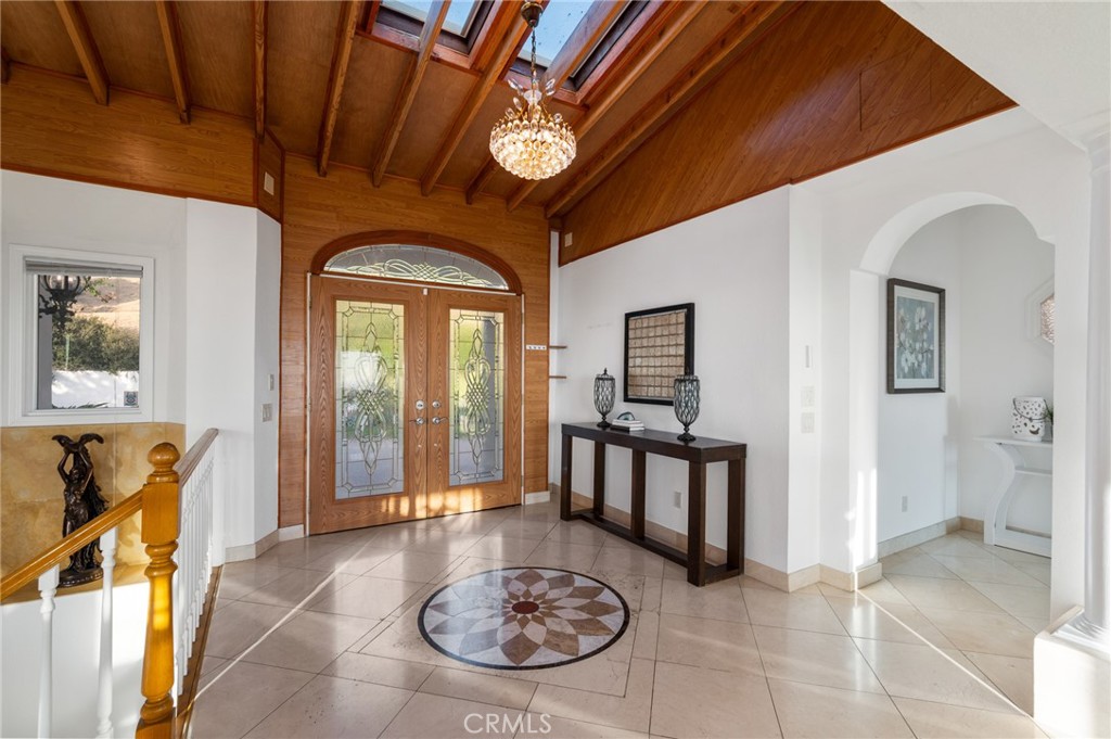 7050 Via Del Mar Property Photo 6