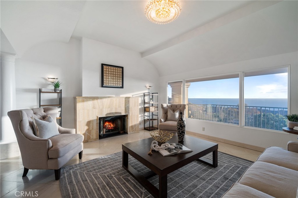 7050 Via Del Mar Property Photo 8