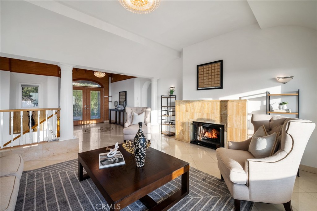 7050 Via Del Mar Property Photo 10