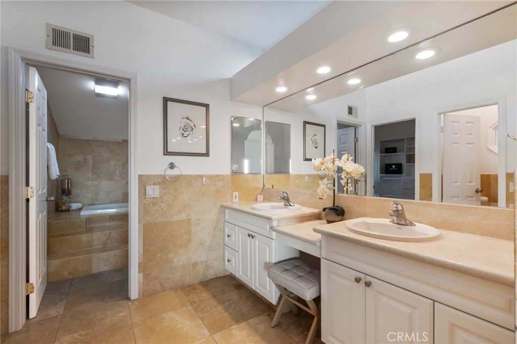 7050 Via Del Mar Property Photo 25