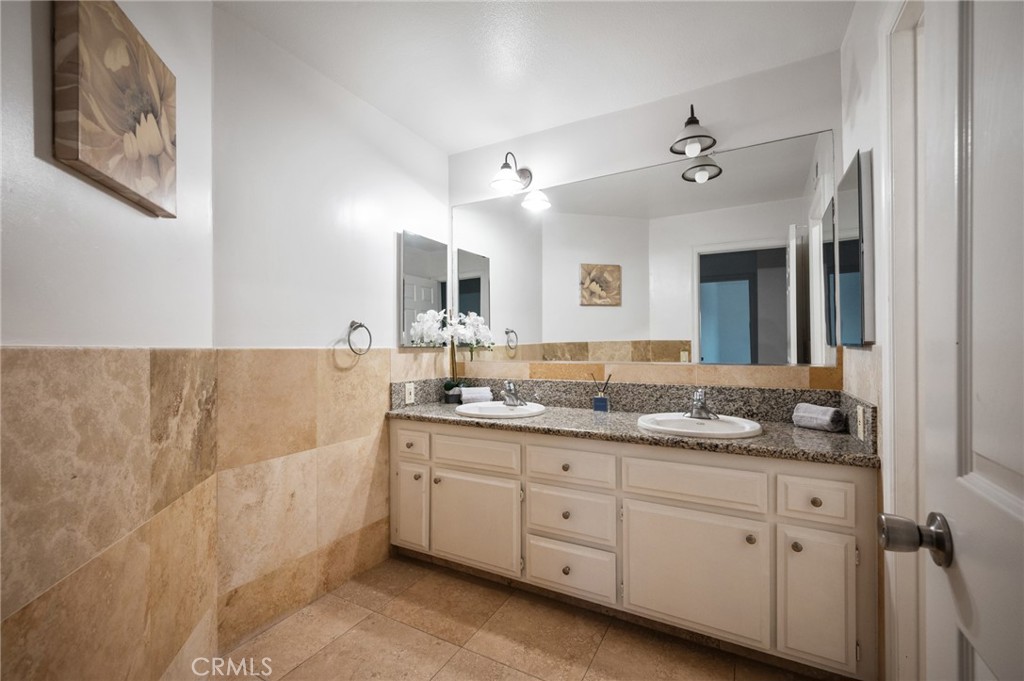7050 Via Del Mar Property Photo 28