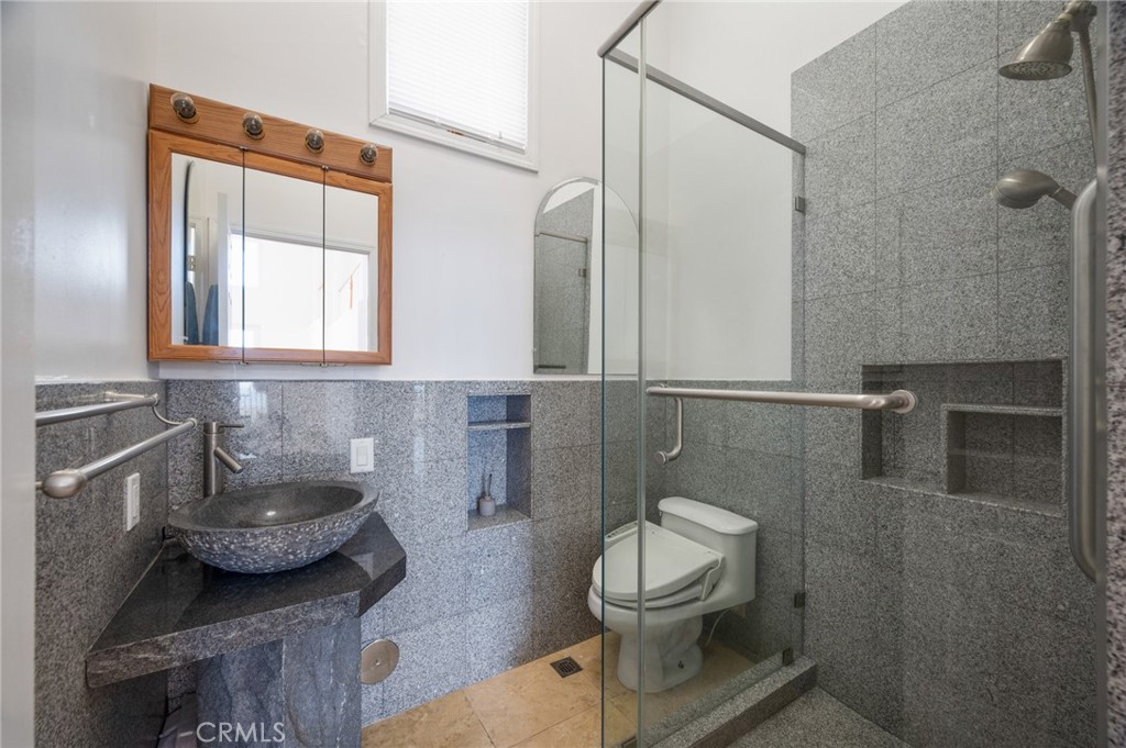7050 Via Del Mar Property Photo 29