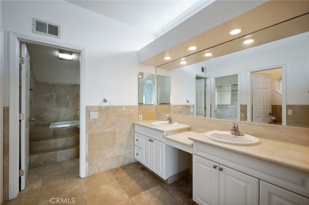 7050 Via Del Mar Property Photo 33