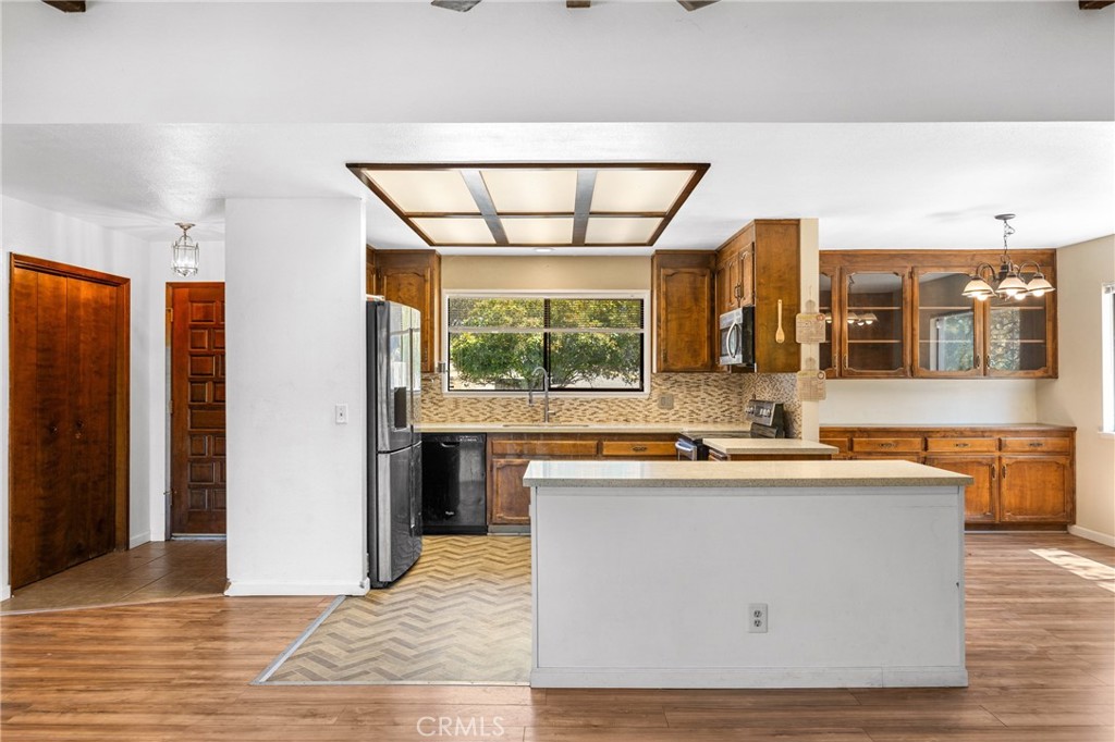 158 Apache Circle Property Photo 11