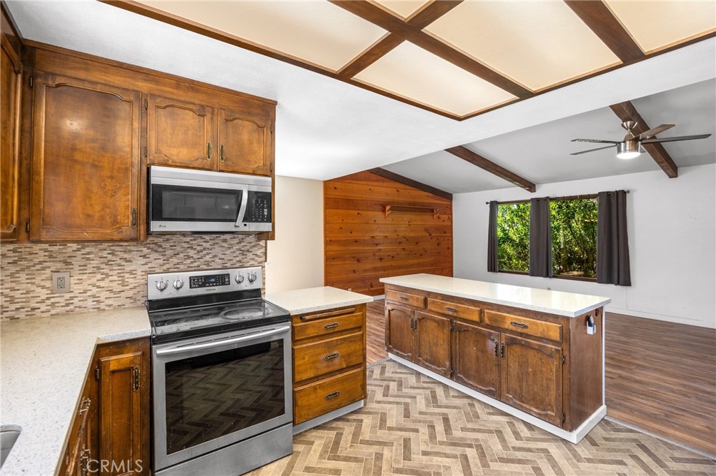 158 Apache Circle Property Photo 15