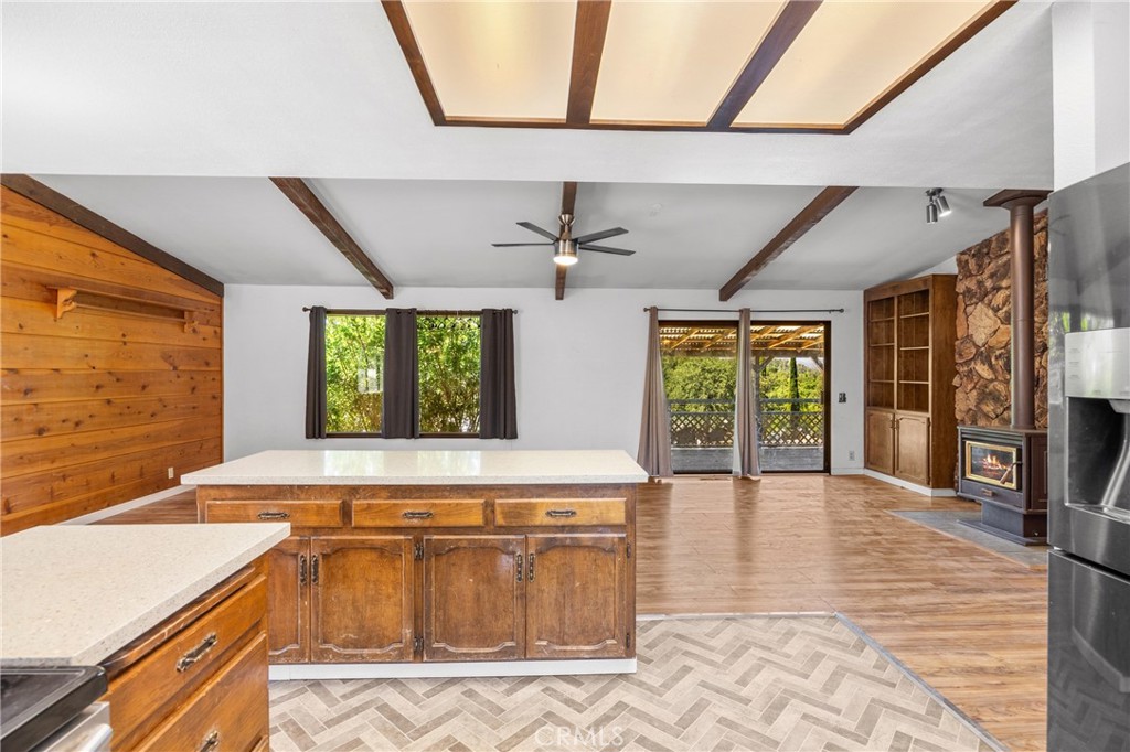 158 Apache Circle Property Photo 16