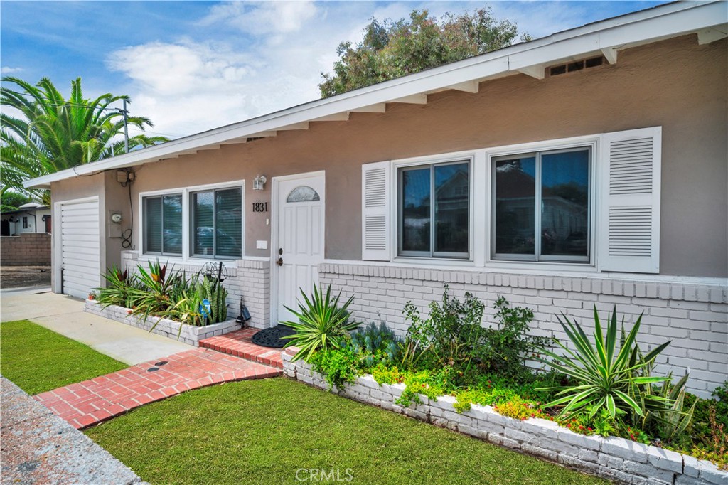 1831 259th Street Property Photo 1