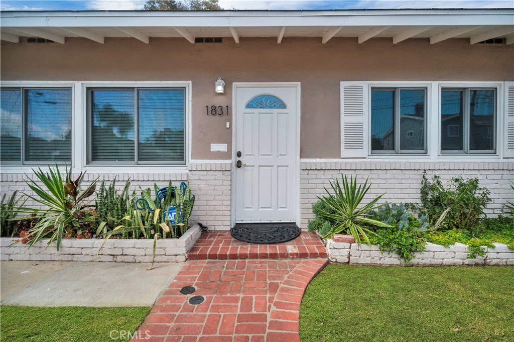 1831 259th Street Property Photo 2