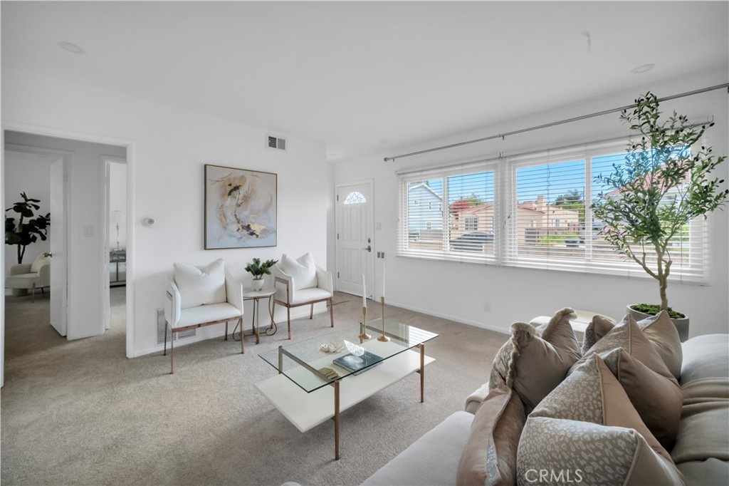 1831 259th Street Property Photo 5