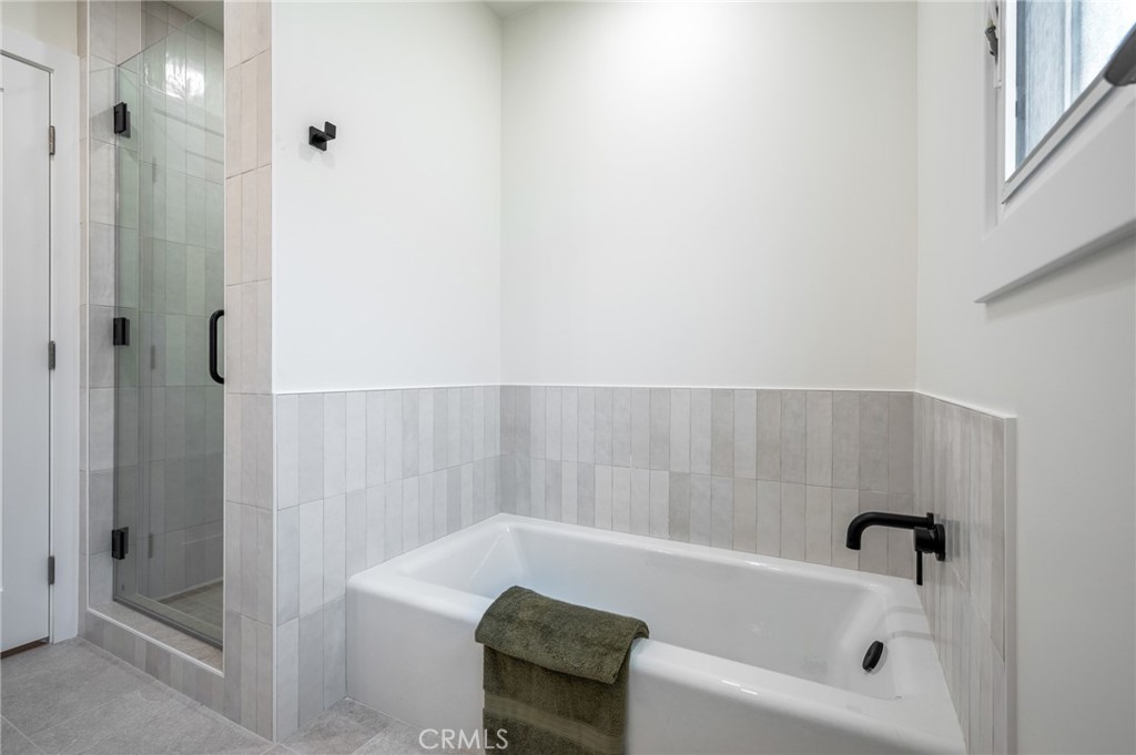 343 N Patton Avenue Property Photo 31