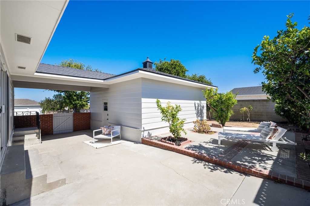 343 N Patton Avenue Property Photo 42