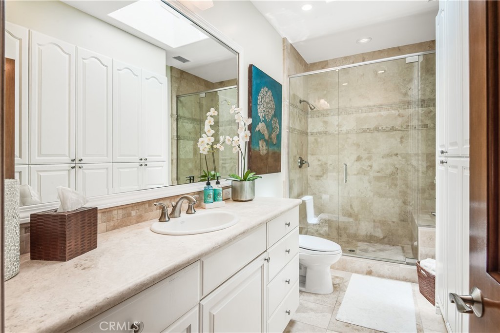 1600 Addison Property Photo 22
