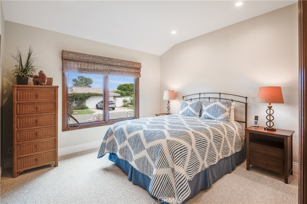 1600 Addison Property Photo 23