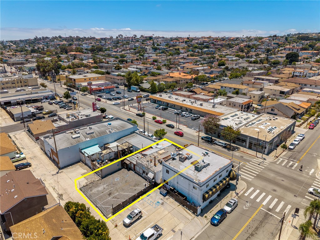 1908 S Pacific Property Photo 26