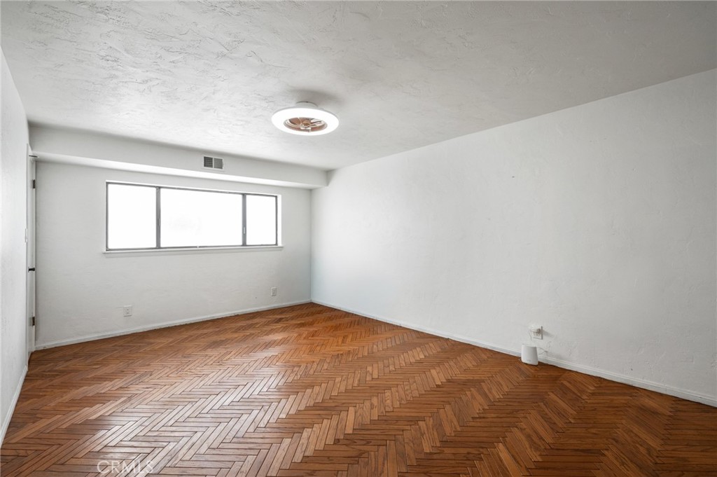 3513 S Kerckhoff Avenue Property Photo 55