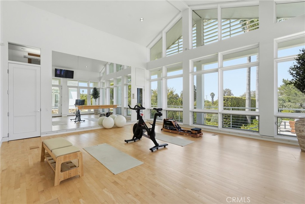 18 E Crest Road Property Photo 66