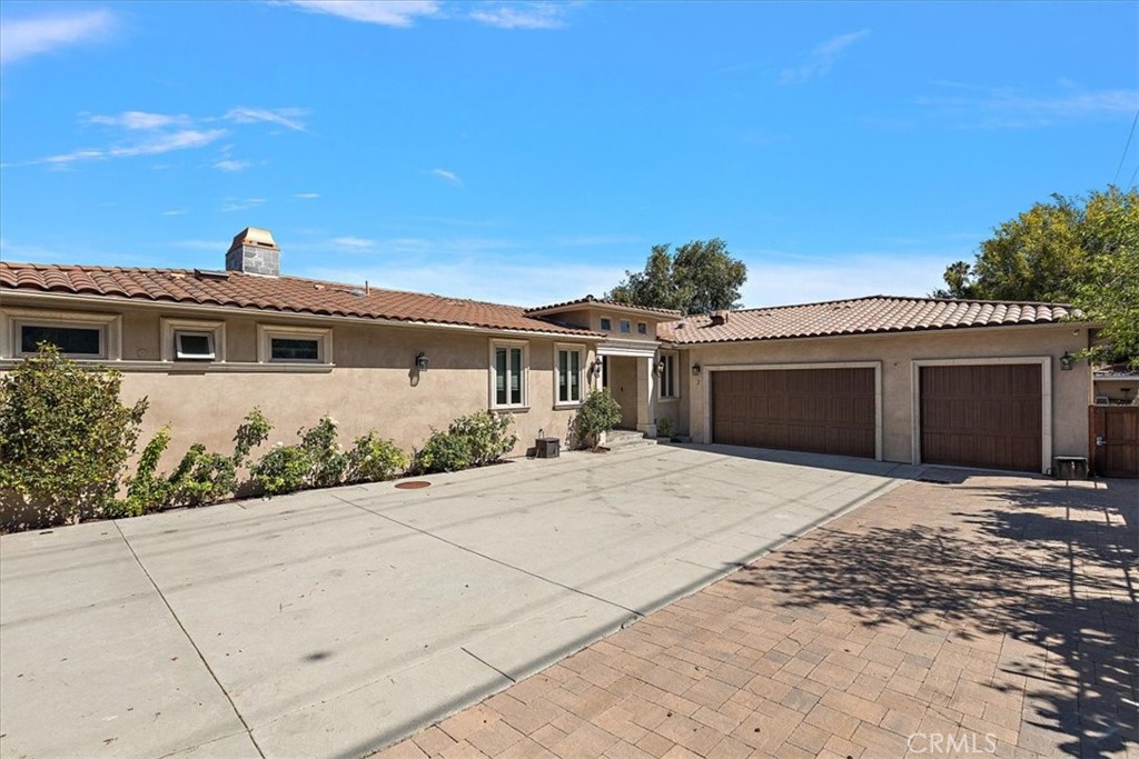 2 Stallion Property Photo 3