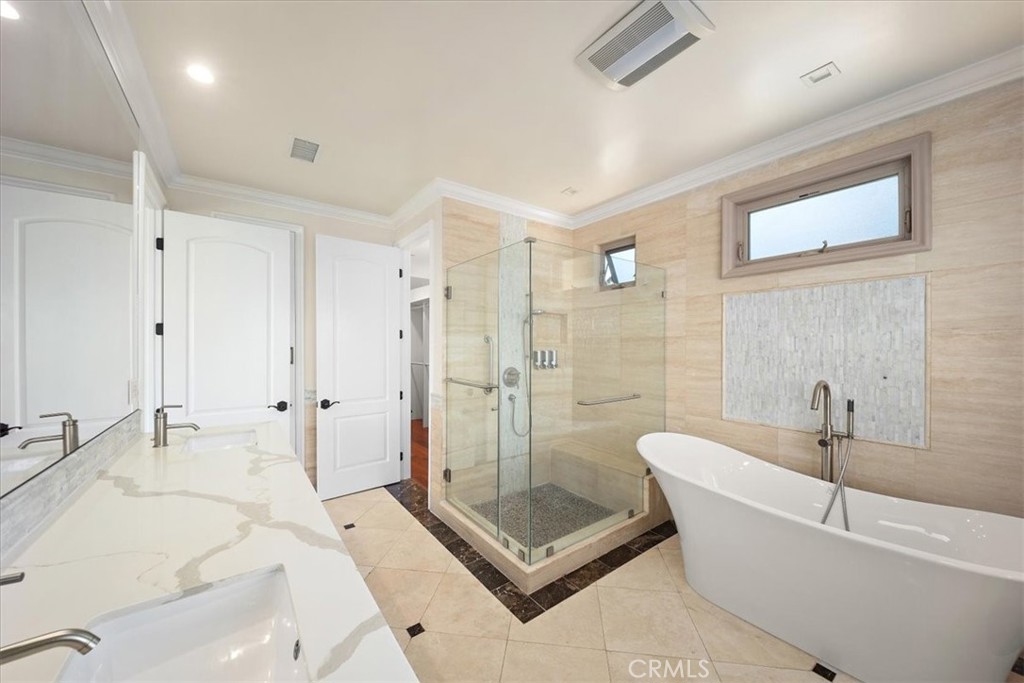 2 Stallion Property Photo 15