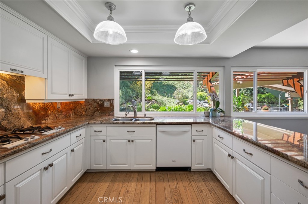 26736 Hawkhurst Drive Property Photo 11