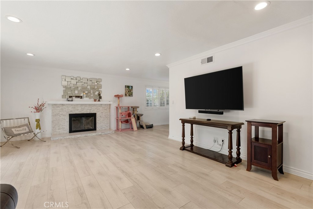 5282 Trinette Property Photo 13