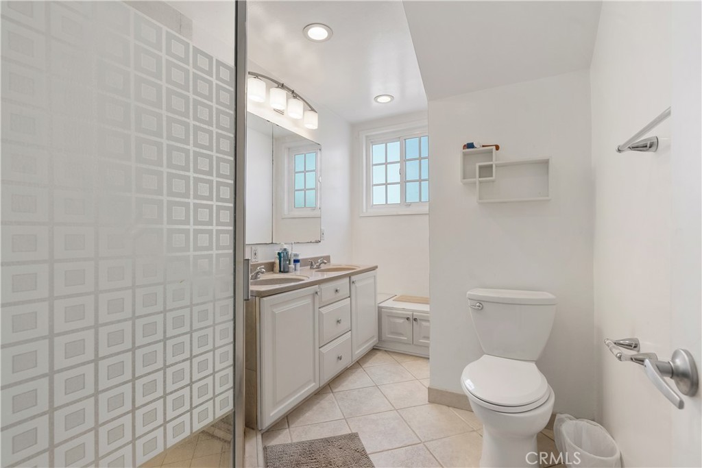5282 Trinette Property Photo 19