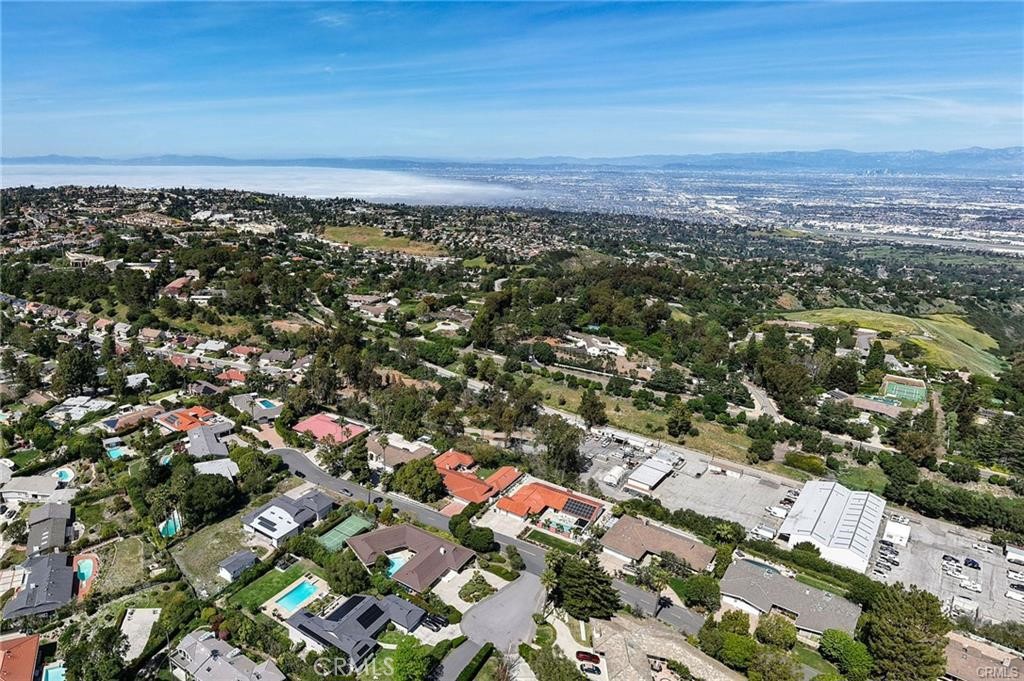 21 Coveview Property Photo 5