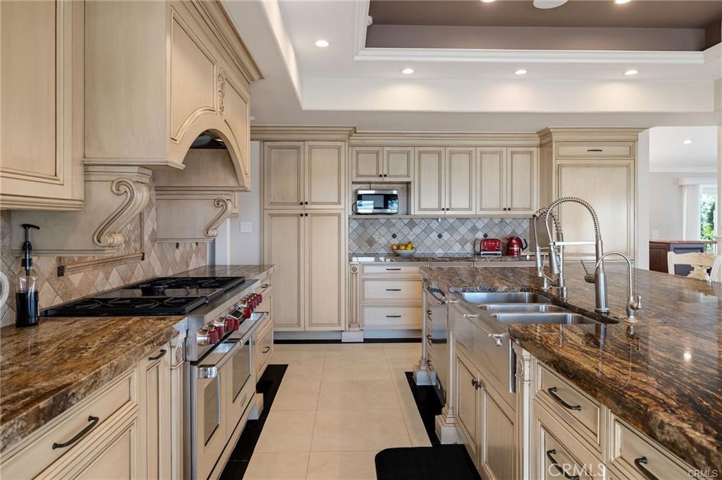 21 Coveview Property Photo 33