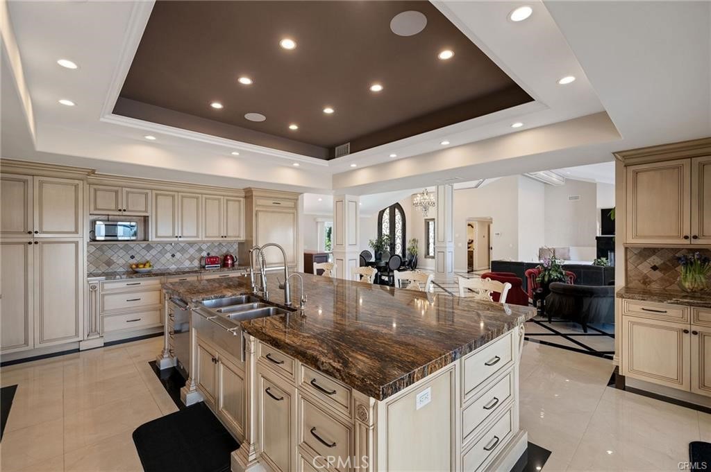21 Coveview Property Photo 36