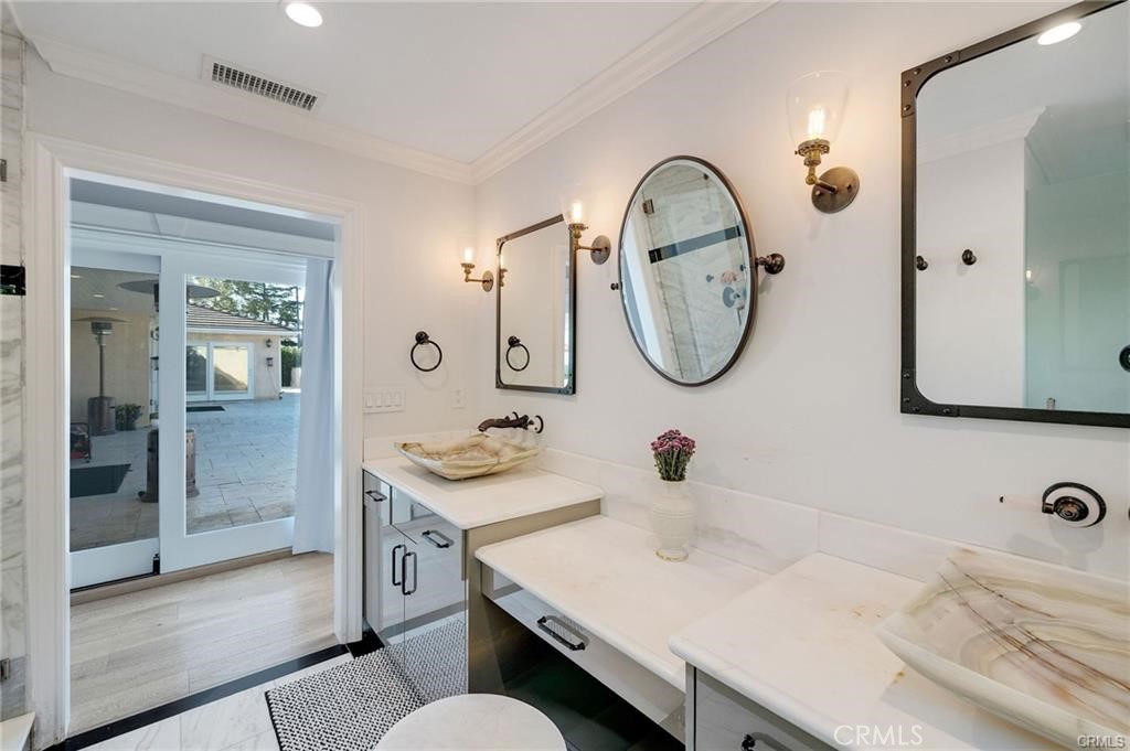 21 Coveview Property Photo 53