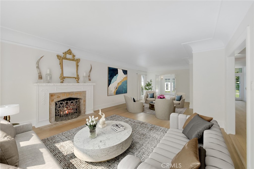 333 S Arden Boulevard Property Photo 12