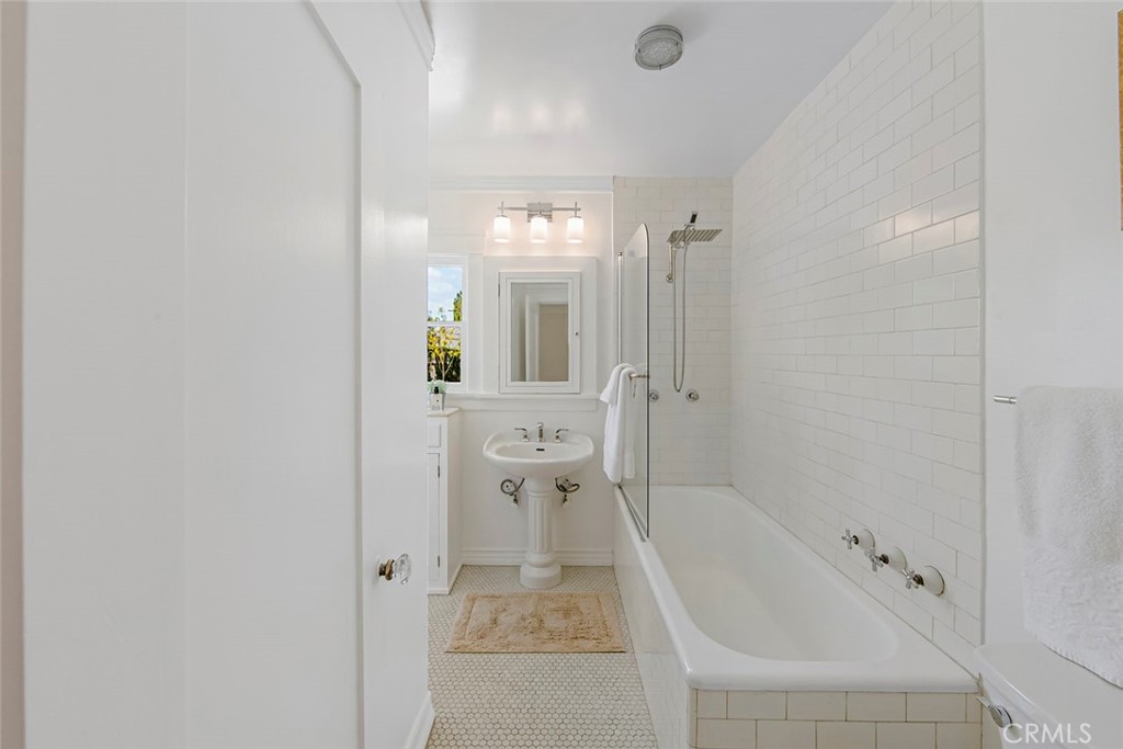 333 S Arden Boulevard Property Photo 23