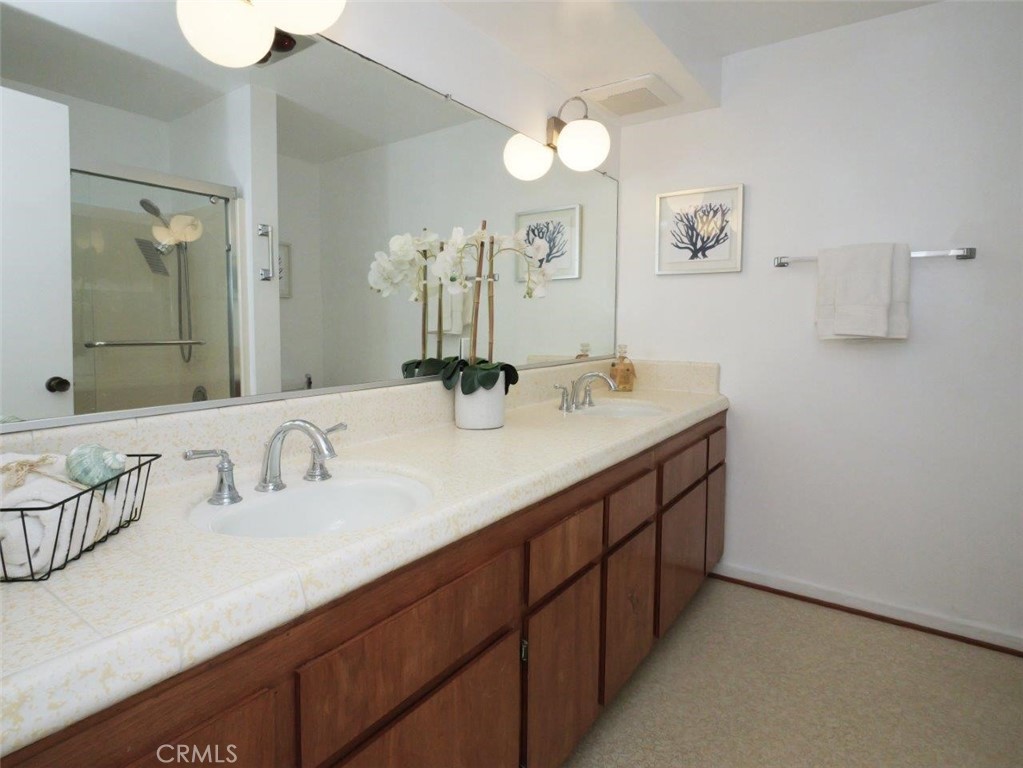 2105 W Paseo Del Mar Property Photo 41