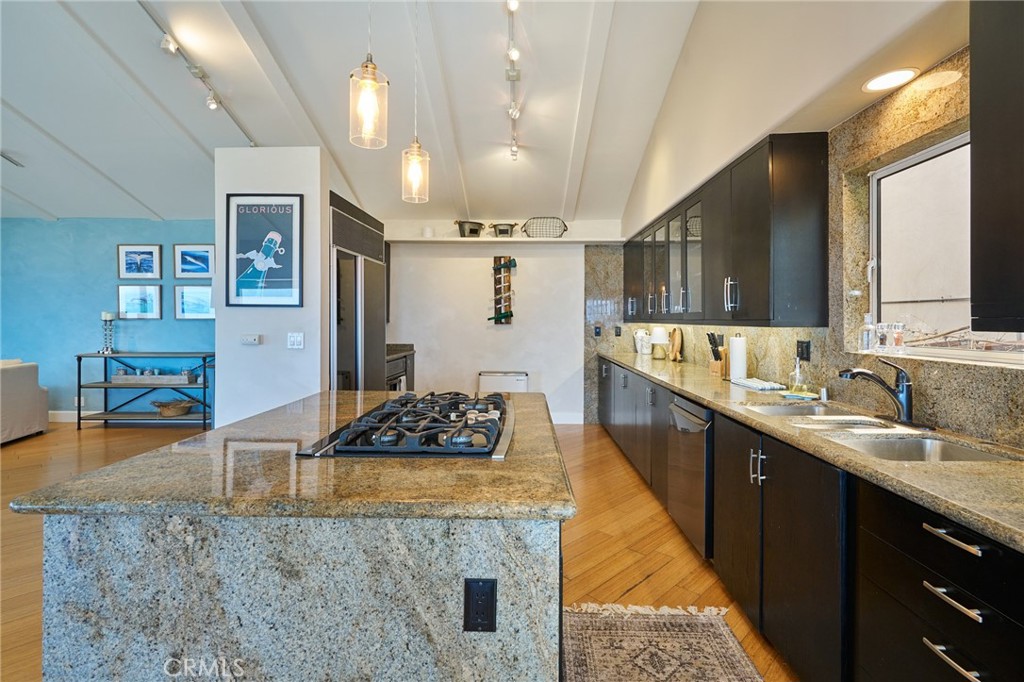 151 Napoleon Street Property Photo 5