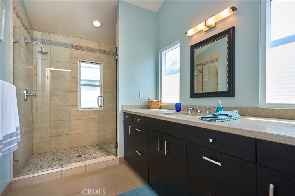 151 Napoleon Street Property Photo 22