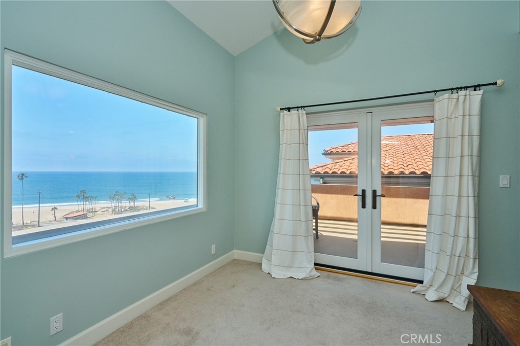 151 Napoleon Street Property Photo 25