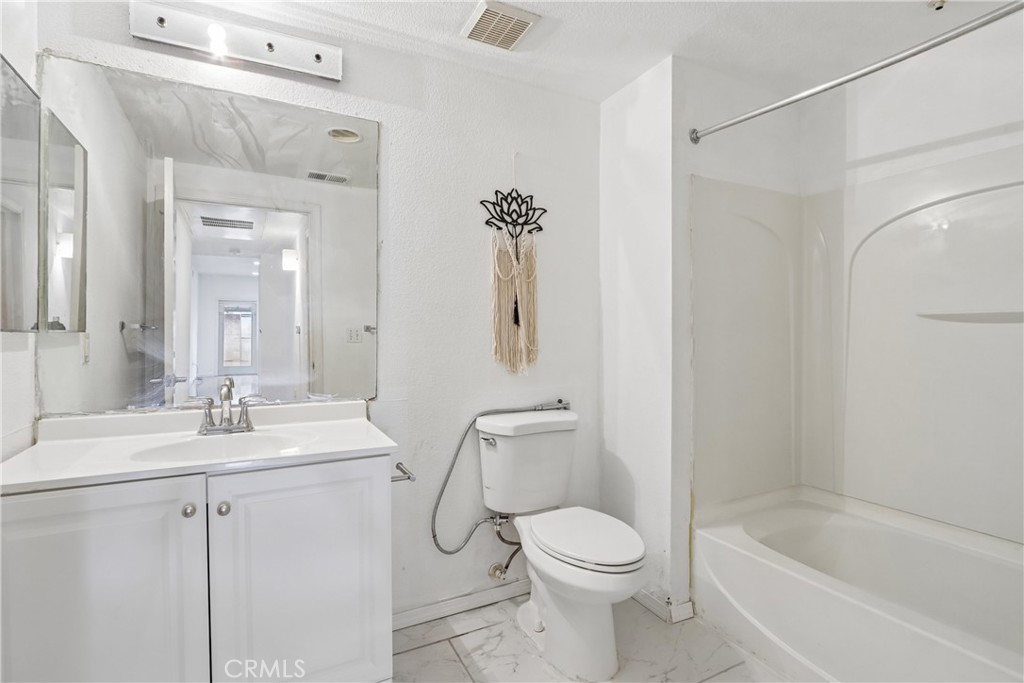 2177 Alum Rock Avenue 211 Property Photo 24