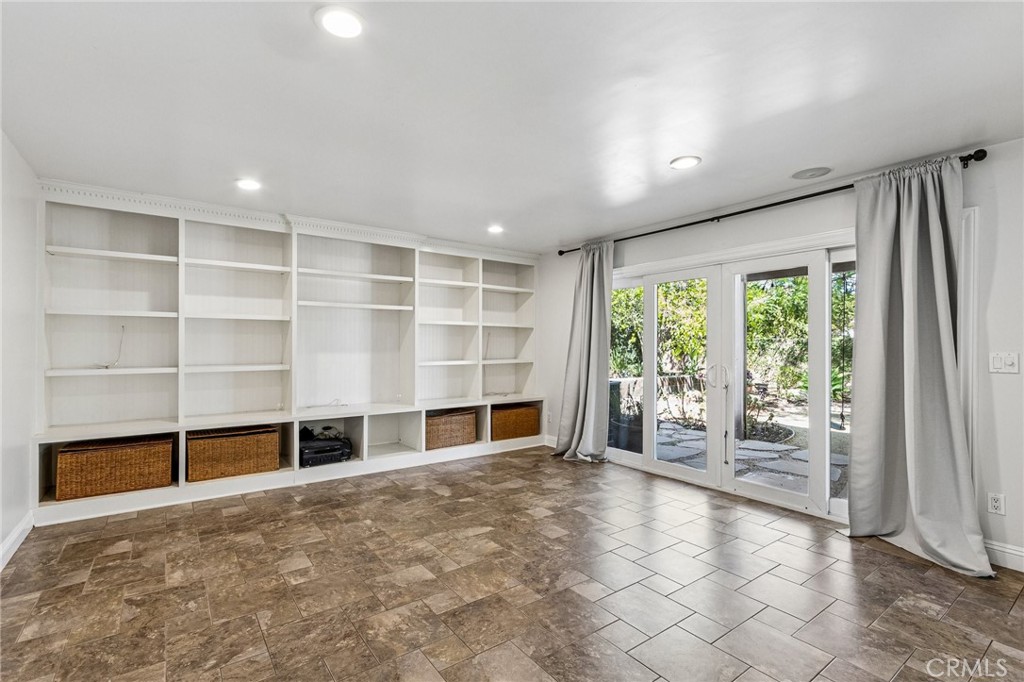 42 Kanan Road Property Photo 21