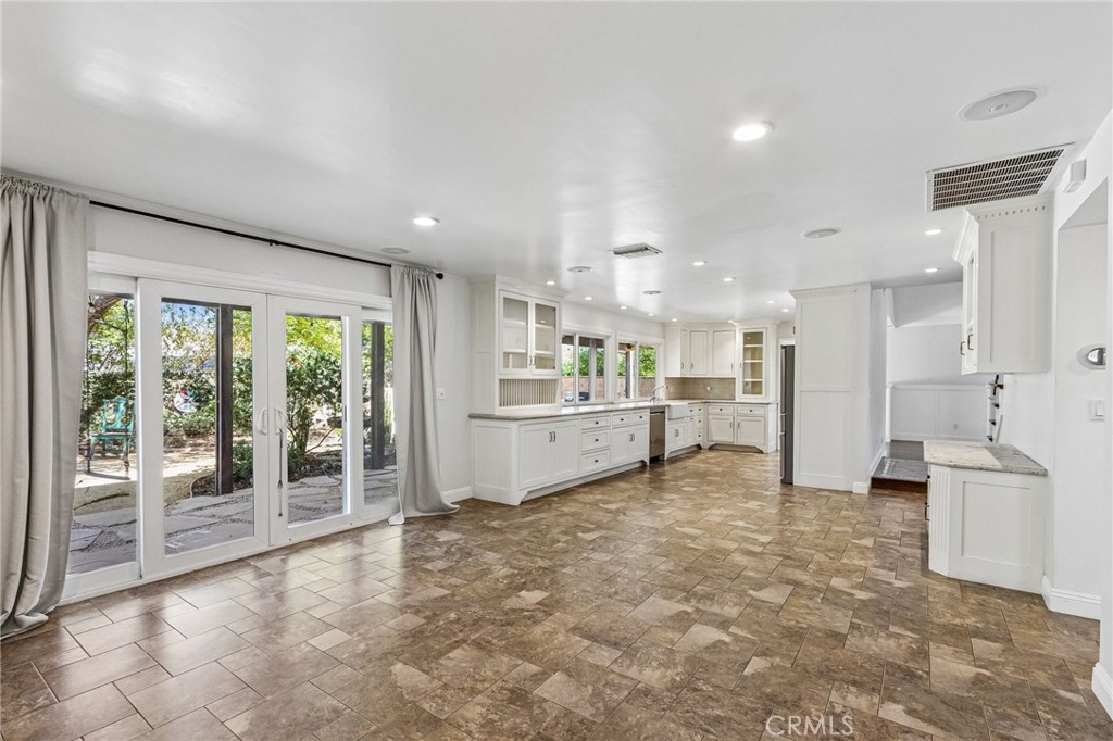 42 Kanan Road Property Photo 22