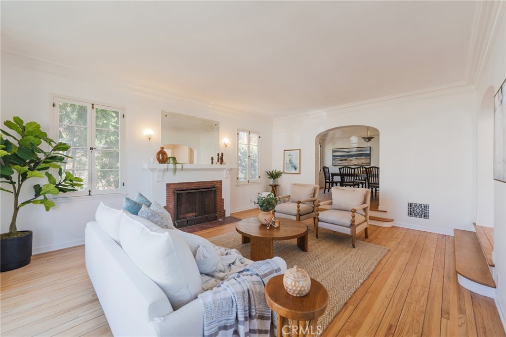 1964 Palmerston Property Photo 4