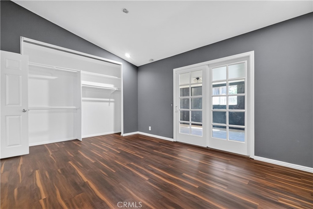 201 S Brookside Court Property Photo 16