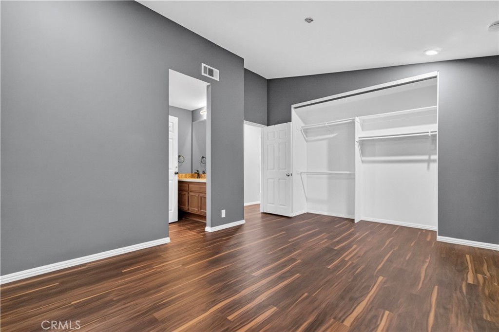 201 S Brookside Court Property Photo 18