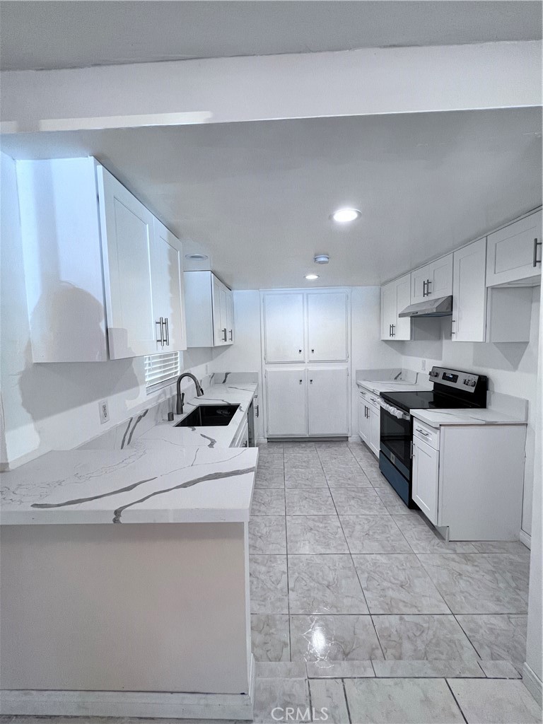 380 Temple Avenue Property Photo 7
