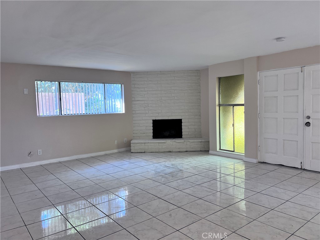 380 Temple Avenue Property Photo 8