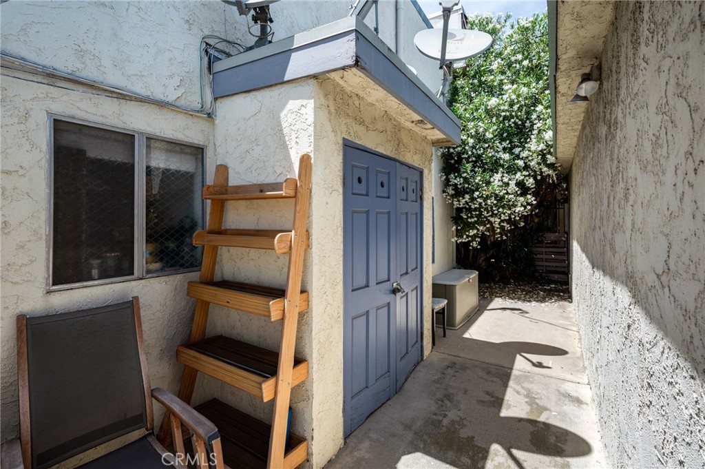 380 Temple Avenue Property Photo 16