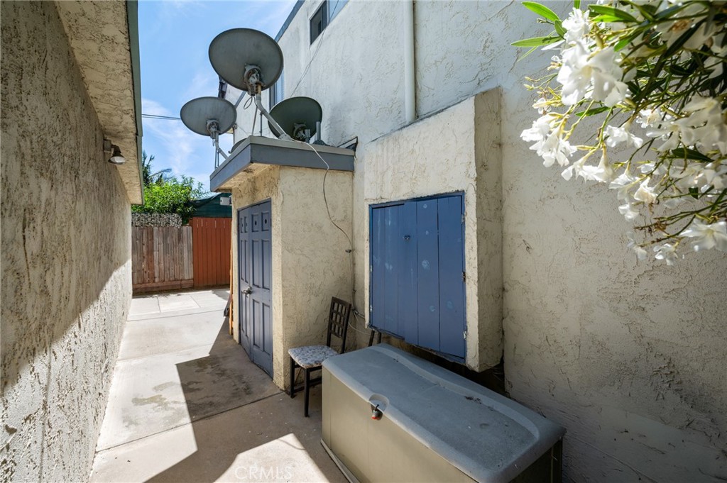 380 Temple Avenue Property Photo 17